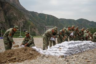 马龙：约基奇能够出战今天和灰熊的比赛 穆雷和戈登缺席